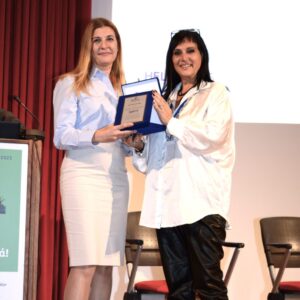 Νερά Πηγών Γράμμου - ΑρρένΑ | Νέα τιμητική διάκριση από την HELPHELLAS 1 Νερά Πηγών Γράμμου – ΑρρένΑ | Νέα τιμητική διάκριση από την HELPHELLAS